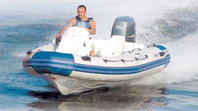 Лодка моторная ПВХ Ямаран B 390 R